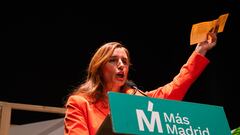 La candidata a la presidencia de la Comunidad, Mónica García, junto al líder de Más País, Iñigo Errejón, participan en el acto de cierre de campaña del partido en el Sur, 'Lo próximo: Alcorcón', en el Centro Cultural Los Pinos, a 25 de mayo de 2023, en Alcorcón, Madrid (España). Este encuentro se celebra a tres días de las elecciones autonómicas y municipales del próximo 28 de mayo.
Matias Chiofalo / Europa Press
25/05/2023