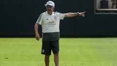 Ricardo Ferretti se decantaría por experiencia ante Chile