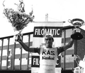 En 1968 ganó una etapa de la Vuelta a España y en 1969 quedó segundo en el Campeonato de España en Ruta. 