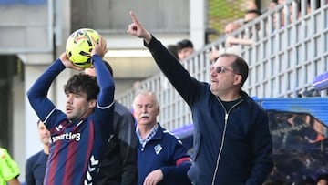 José Juan Romero, durante el Eibar-Ceuta.