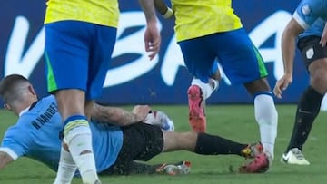 Alarma Rodrygo: una entrada escalofriante le dobl¨® el tobillo