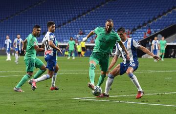 Benzema volvi車 a ser definitivo con el pase de gol de tac車n en la victoria por la m赤nima del Madrid ante el Espanyol el 28 de junio de 2020.