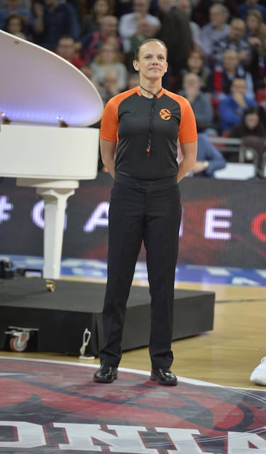 Anne Panther, la primera árbitra en la Final Four de la Euroliga
