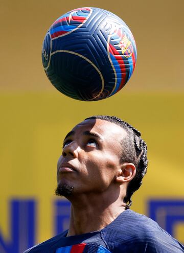 Presentación de Jules Koundé como nuevo jugador del Barcelona.