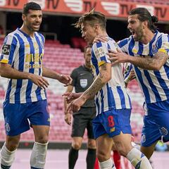 Matheus Uribe anota y salva a Porto de la derrota ante Benfica