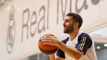 Facundo Campazzo, de vuelta en la Ciudad Deportiva del Real Madrid.