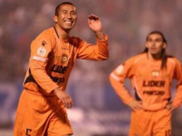 El lateral izquierdo de Cobreloa, Wanderers y O'Higgins, también seleccionado nacional, anotó 38 goles por Torneos Nacionales.