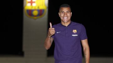 Murillo ya posa como jugador del Barça