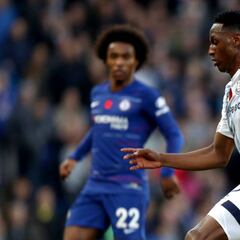 Everton-Chelsea, oportunidad para que Mina supere las críticas