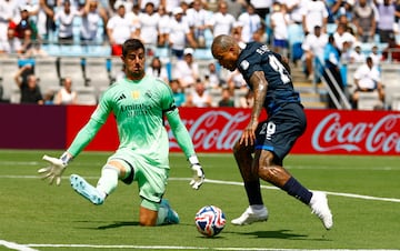 El portero belga tuvo una actuacin destacada en el partido contra el Pachuca.
