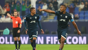 Pachuca's Venezuelan forward #23 Salomon Rondon celebrates scoring his team's third goal during the 2024 FIFA Intercontinental Cup football match between Brazil's Botafogo and Mexico's Pachuca at Stadium 974 in Doha on December 11, 2024. (Photo by KARIM JAAFAR / AFP)
