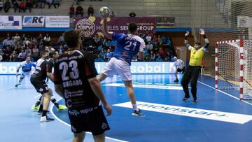 Cuartero, extremo del Benidorm, llegará ante el Cangas a los 400 en la Liga.