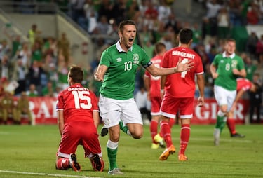 23 goles en 8  participaciones.