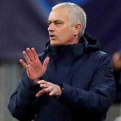 Mourinho cree que ya no habrá fichajes tan "locos"