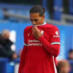 El gesto de "hermano" de Laporte con Van Dijk