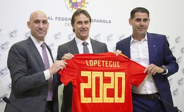 Sticking around | Ribiales, Lopetegui and Hierro, 22/05/18