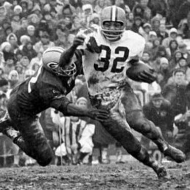 Las yardas perdidas en la carrera de un RB de leyenda: Jim Brown