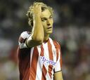La grada presiona a Llorente para que siga