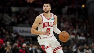 Bulls’ Zach LaVine undergoes left knee surgery after painful season