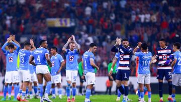 Carlos Rotondi of Cruz Azul during the 16th round match between Atlas and Cruz Azul as part of the Liga BBVA MX, Torneo Apertura 2024 at Jalisco Stadium on November 06, 2024 in Guadalajara, Jalisco, Mexico.