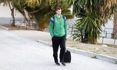 Palizón del Unicaja hasta Ucrania mientras aprieta por Ibon Navarro