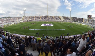 Situado en la ciudad italiana de Florencia. En l disputa sus encuentros como local la Fiorentina y cuenta con una capacidad de 43.147 espectadores. 