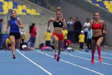 Isidora Jiménez, Roberto Etcheverría y Enzo Yáñez fueron algunos de los campeones nacionales y deportistas de primer nivel que dieron vida al Campeonato de Atletismo de Verano 2016, que además sirvió para el estreno de la nueva pista del remozado estadio Ester Roa Rebolledo.