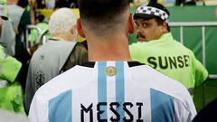 Argentina’s Lionel Messi tried to calm things down when a fight broke out during the Argentina-Brazil match, but his attempts were unsuccessful.