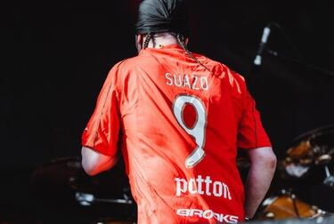 La histórica camiseta chilena que usó Mike Patton en el Knotfest