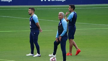 Sergio Pellicer con Manolo Sánchez y Raúl Iznata.