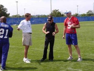 Jon Bon Jovi en el entrenamiento de los Gigantes de Nueva York.