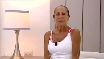 Isabel Pantoja emocionada al saber que tiene que abandonar &#039;Supervivientes 2019&#039;.