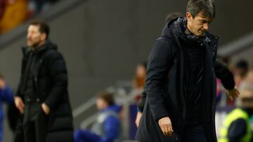 MADRID, 21/01/2023.- El entrenador del Real Valladolid José Rojo "Pacheta" durante el partido de LaLiga que Atlético de Madrid y Real Valladolid disputan este sábado en el estadio Civitas Metropolitano. EFE/ Mariscal