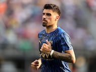 WASHINGTON, DC - JUNE 22: Ruben Neves #8 of Al Hilal looks on during the FIFA Club World Cup 2025 group H match between FC Red Bull Salzburg and Al Hilal at Audi Field on June 22, 2025 in Washington, DC. Michael Reaves/Getty Images/AFP (Photo by Michael Reaves / GETTY IMAGES NORTH AMERICA / Getty Images via AFP)