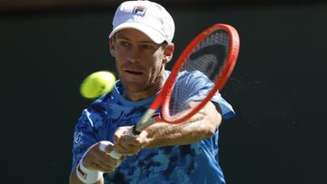 13 October 2021, US, Indian Wells: Argentine tennis player Diego Schwartzman in action against Norway's Casper Ruud during their Men's Singles round of 16 match during the BNP Paribas Open Tennis Tournament at the Indian Wells Tennis Garden. Pho