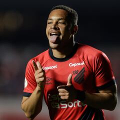 Cury: “Lo de Vitor Roque es espectacular, si pagas todos los bonus es que vale 200 millones”