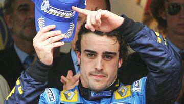 Fernando Alonso, con el logo de Michelin. 