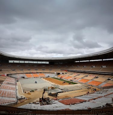 Obras en el estadio de La Cartuja. 