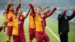 El Galatasaray resiste al asedio del Schalke y pasa a cuartos