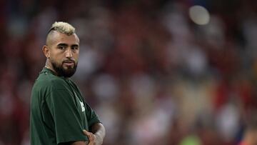 Futbol, Flamengo vs Atletico Mineiro.
Copa de Brasil 2022.
El jugador chileno Arturo Vidal es presentado como nuevo refuerzo de Flamengo antes del partido ante Atletico Mineiro en el estadio Maracana de Rio de Janeiro, Brasil.
13/07/2022
Jorge Rodrigues/Agif/Photosport

Football, Flamengo vs Atletico Mineiro.
2022 Copa do Brasil championship.
Chilean player Arturo Vidal is presented as the new enforcement of Flamengo prior to the match against Atletico Mineiro at the Maracana stadium in Rio de Janeiro, Brazi.
13/07/2022
Jorge Rodrigues/Agif/Photosport