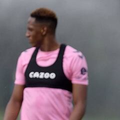 James Rodríguez y Yerry Mina, convocados en Everton