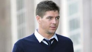 <strong>SELECCIÓN.</strong> Gerrard podrá seguir jugando partidos con Inglaterra.