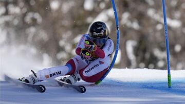 La suiza Lara Gut-behrami of Switzerland durante la prueba del supergigante de los Mundiales de Esqu&iacute; Alpino de Cortina d&#039;Ampezzo.