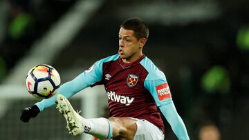 Chicharito jugó en el empate del West Ham ante el Stoke City