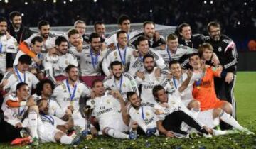 Los jugadores del Real Madrid celebran la victoria después de ganar el partido de la final de el Mundial de Clubes de la FIFA ante el San Lorenzo de Almagro en el estadio de Marrakech