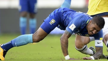 Paulinho, jugador de la Selección Brasil