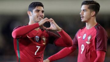 Gonçalo Guedes celebra su gol.
