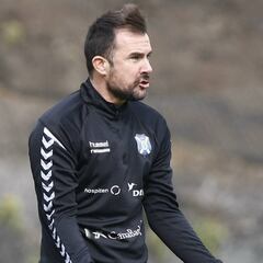 Aritz López Garai deja de ser el entrenador del Tenerife