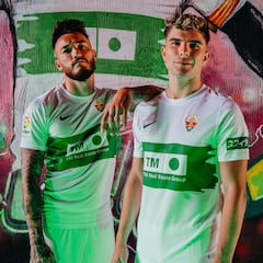 El Elche presenta su nueva camiseta franjiverde de Nike