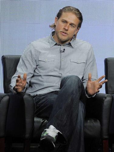 Charlie Hunnam se arrepiente de prestar su cuerpo a ‘50 sombras de Grey’